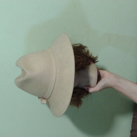 Hat - Picture 2 of 2